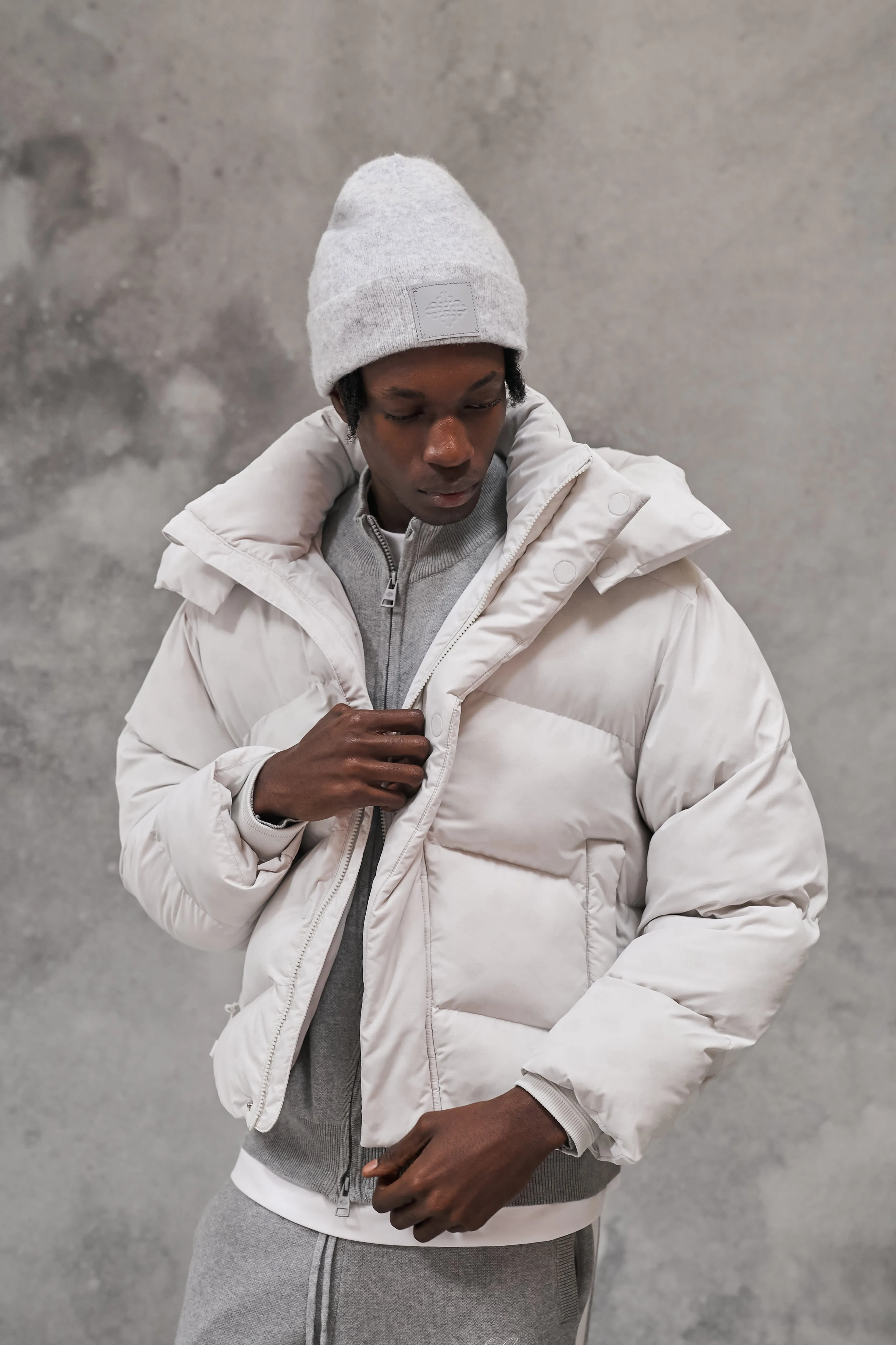 COLD REACTIVE PUFFER COAT - OFF WHITE