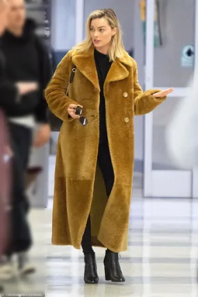 Margot Robbie Fur Coat