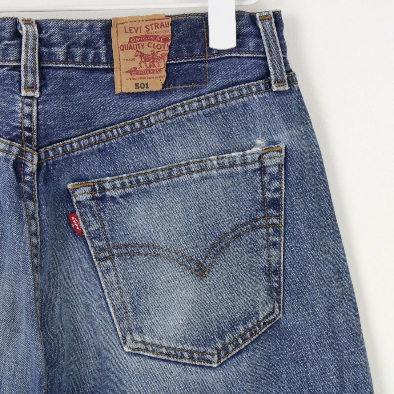 Mens LEVIS 501 Jeans Mid Blue | W33 L34