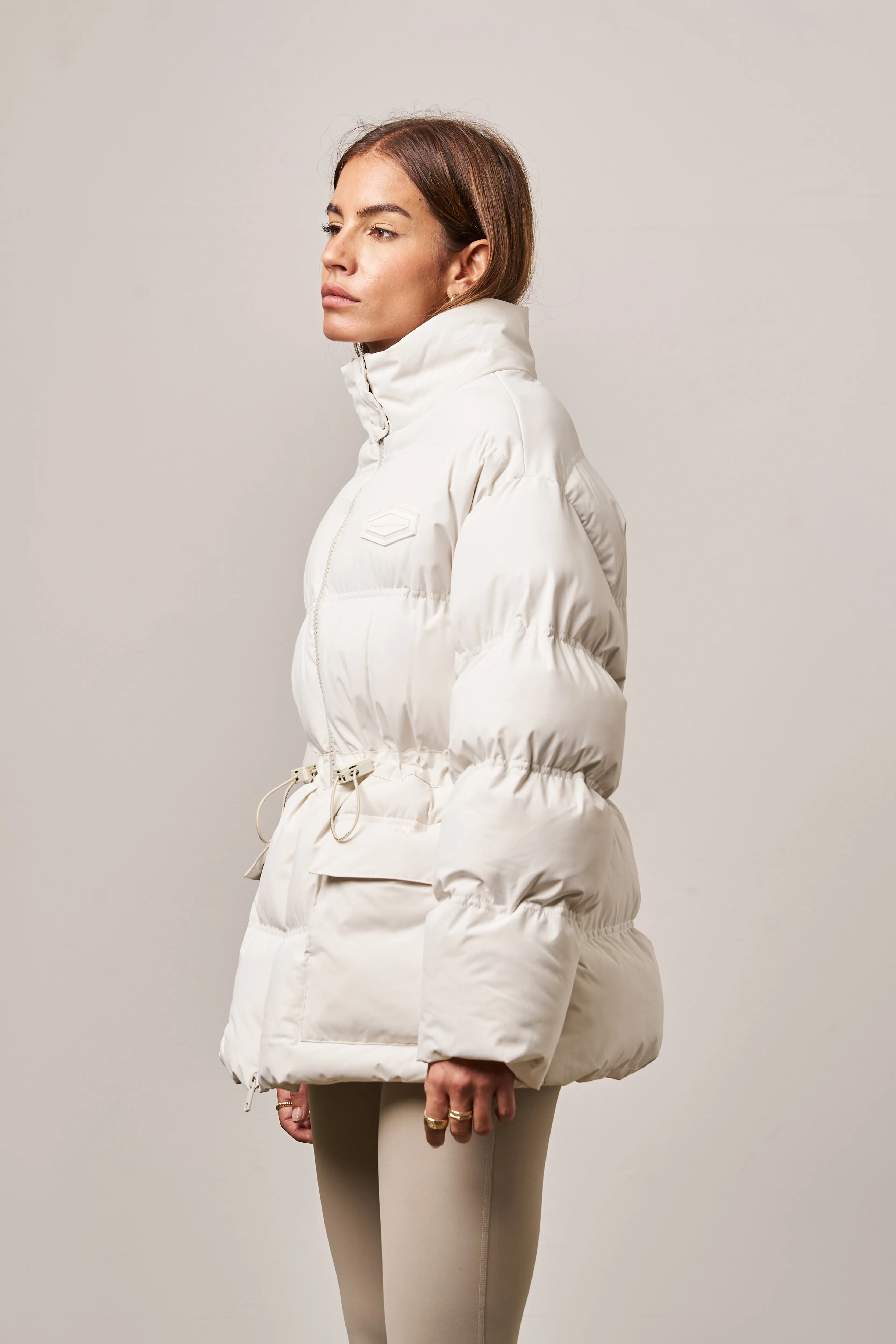 TIE WAIST PLEATED PUFFER COAT - OFF WHITE