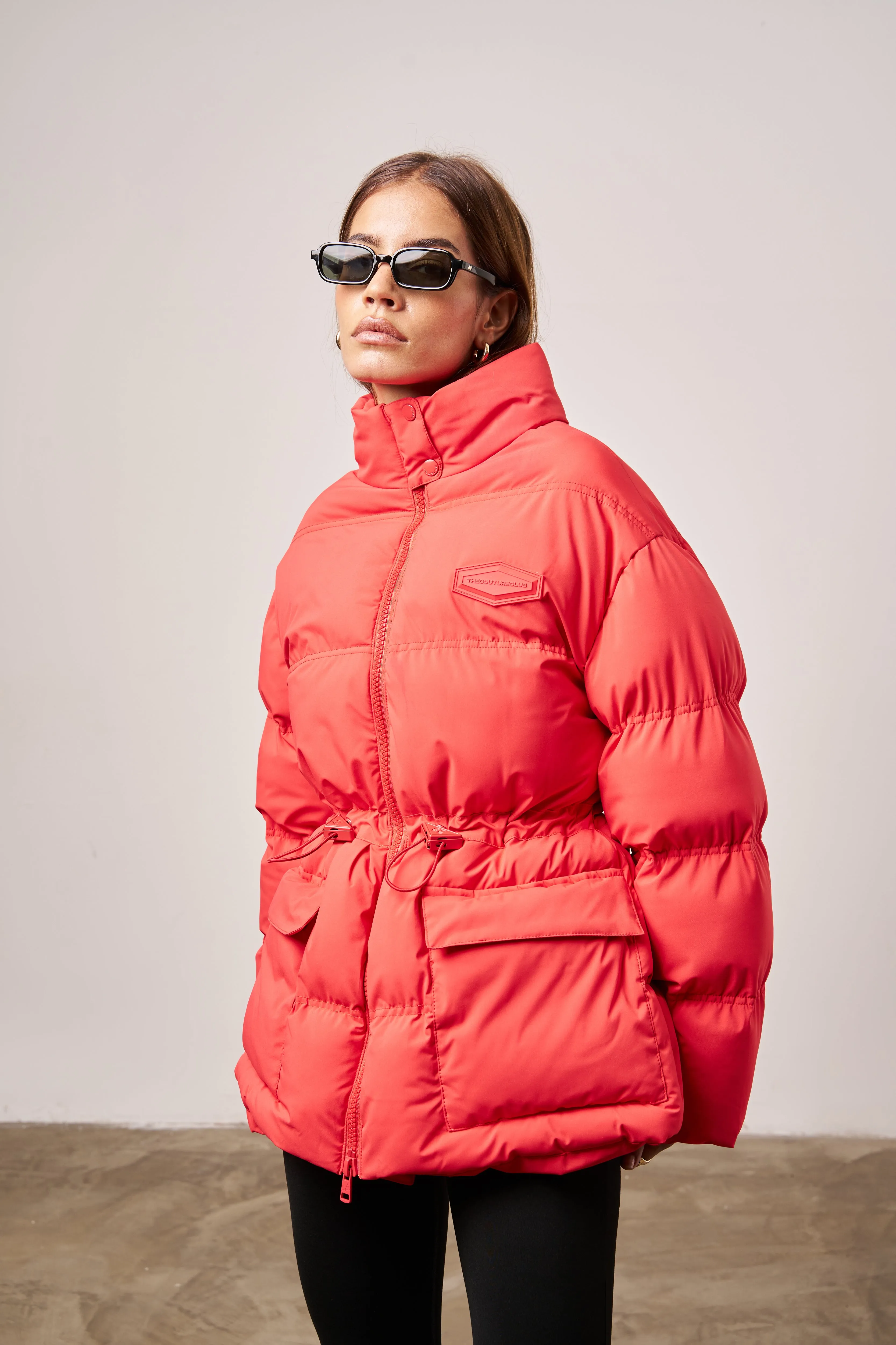 TIE WAIST PLEATED PUFFER COAT - RED