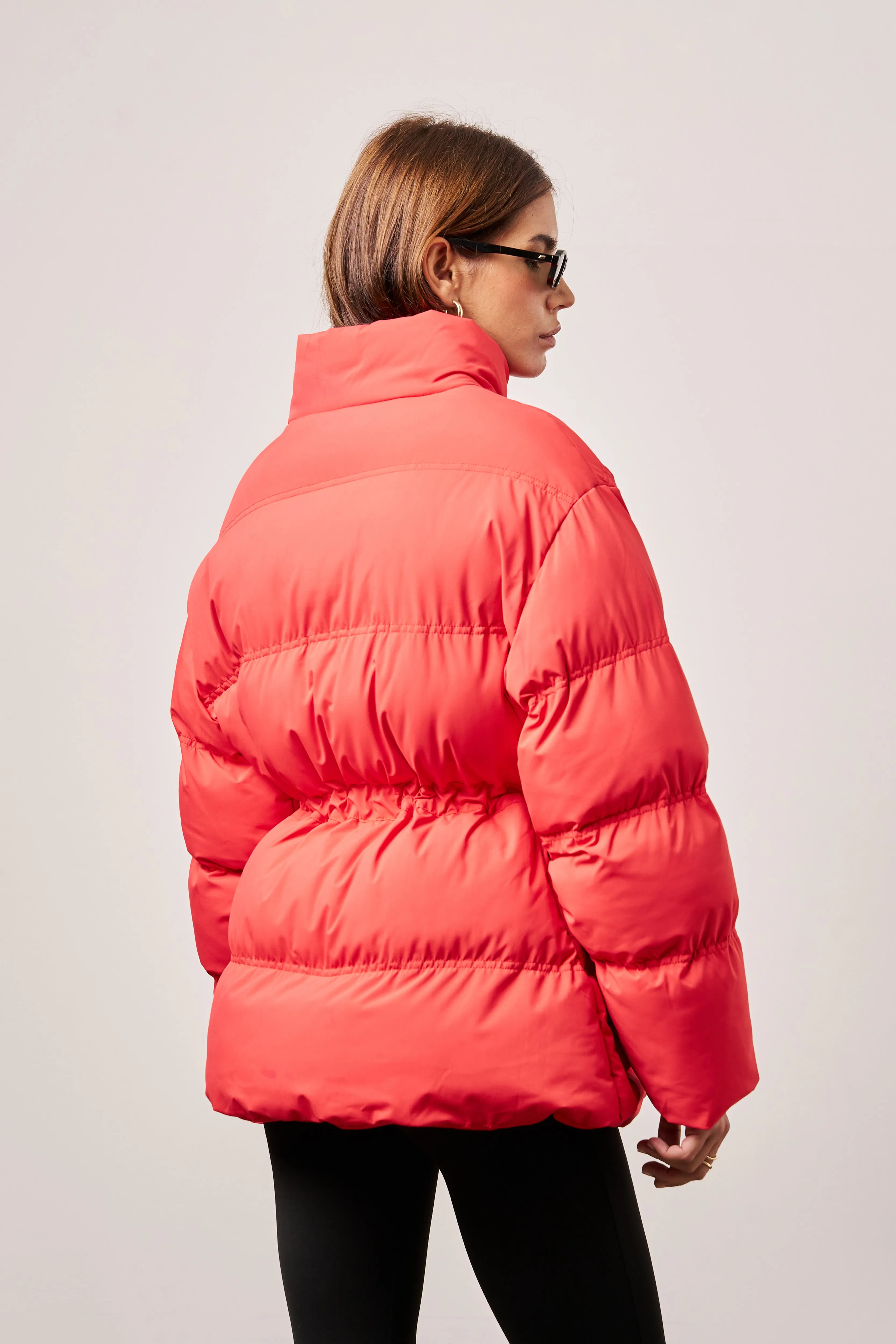 TIE WAIST PLEATED PUFFER COAT - RED