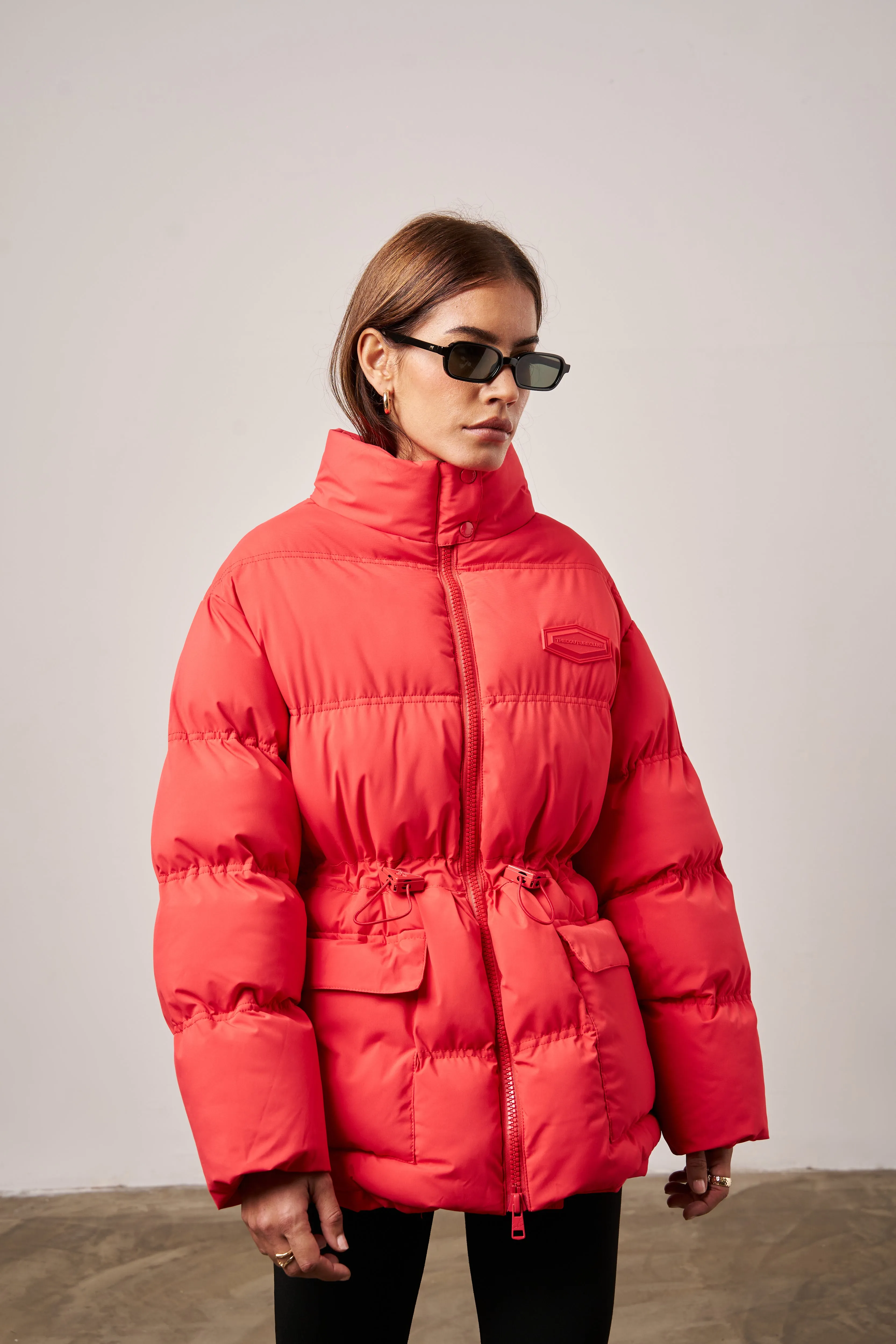 TIE WAIST PLEATED PUFFER COAT - RED